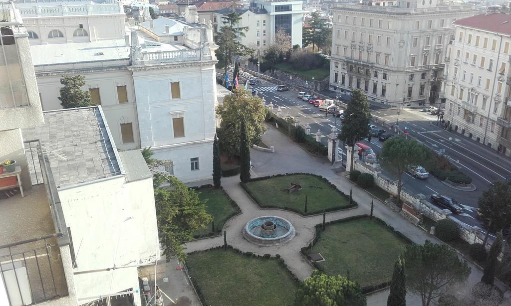 Apartment Moni Rijeka Luaran gambar